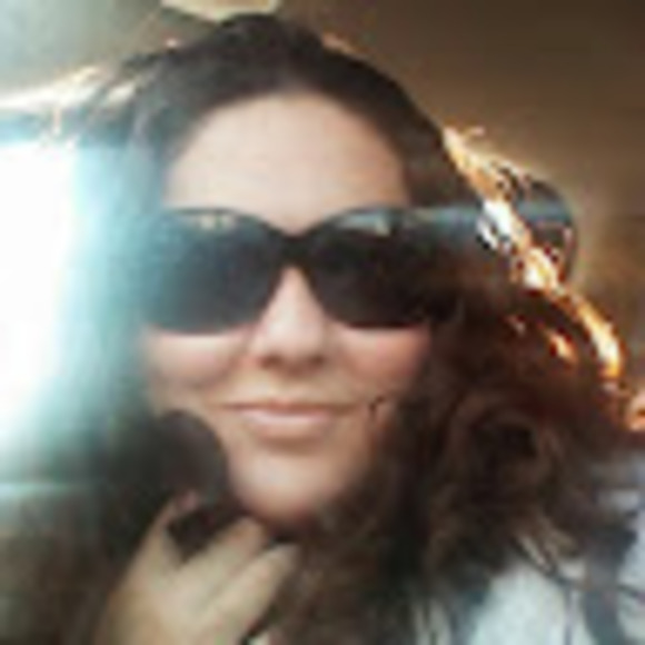 Meet your Posher, Dania - Picture 1 of 1